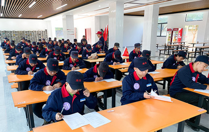 以赛促学，共同进取
